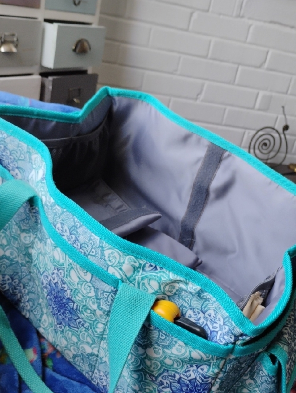Teal Blue Patterned Organizer Tote - Picture 6 of 6